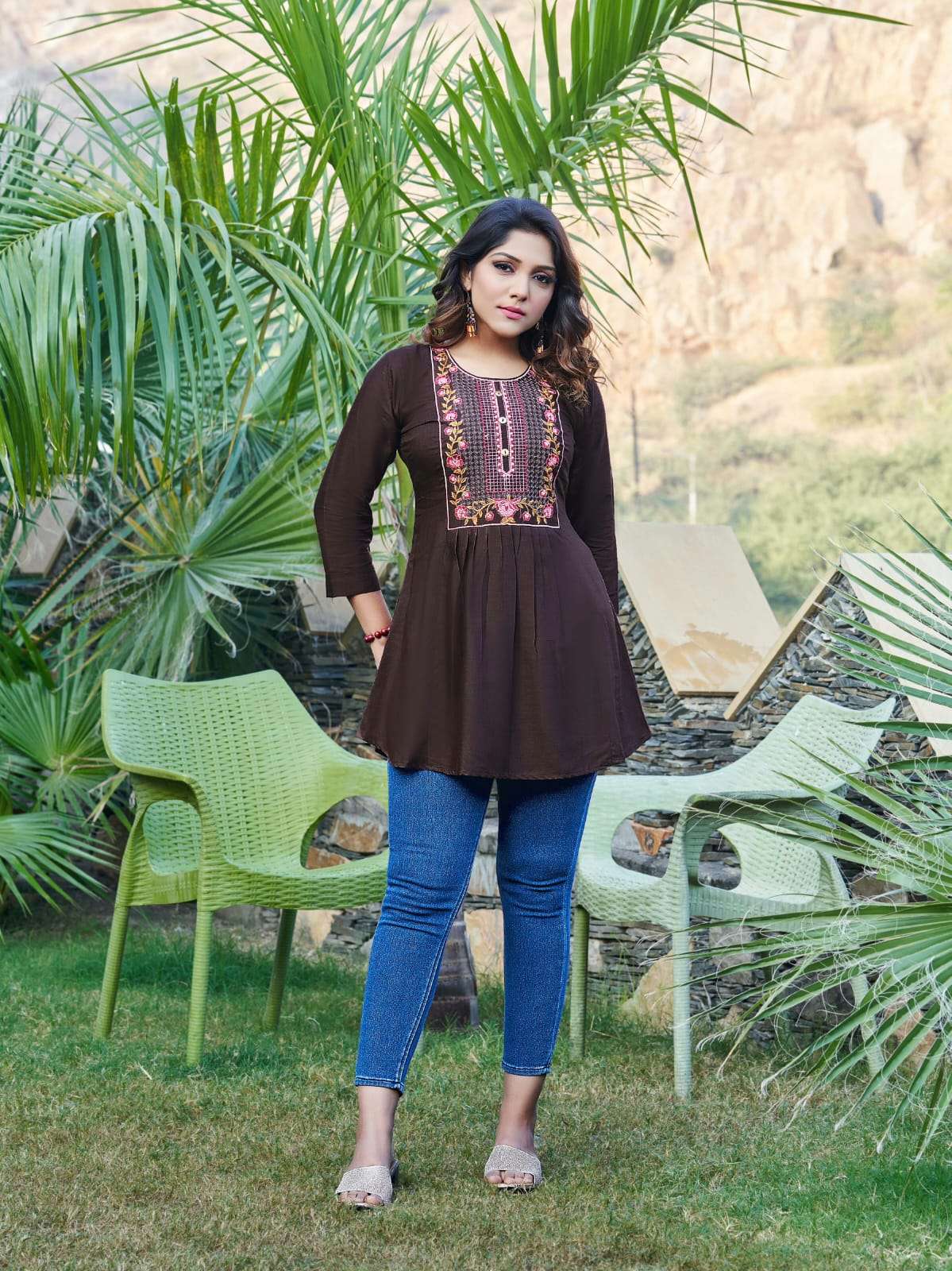 BUBBLY VOL 09 BY TIPS & TOPS BRAND PRESENTS HEAVY RAYON SLUB WITH HEAVY EMBROIDERY WORK WESTERN SHORT TOP WITH 34TH SLEEVES-1007